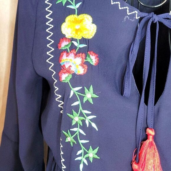 SEQUIN HEARTS Floral and‎ Embroidered and Ruffled Boho Peasant Dress Large - Picture 3 of 9